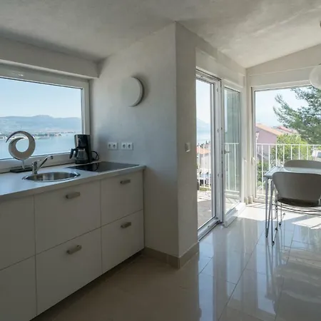 Neri * Trogir